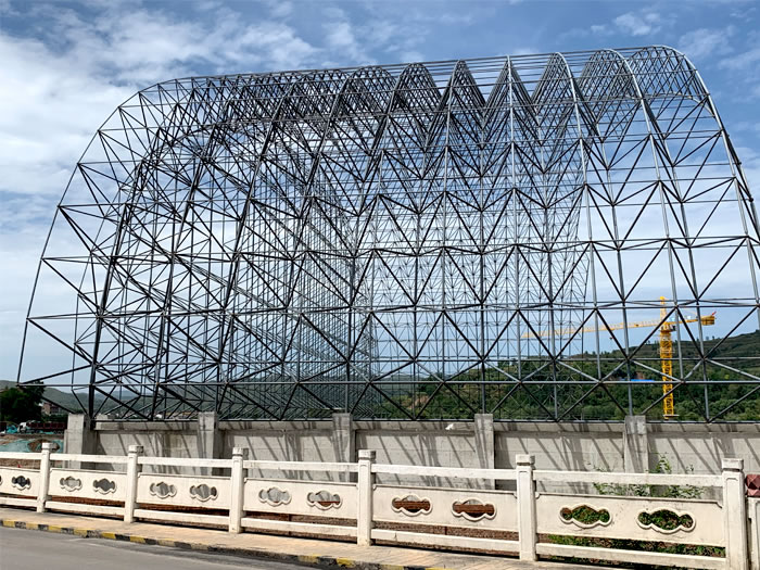赣州山寨矿储煤棚网架